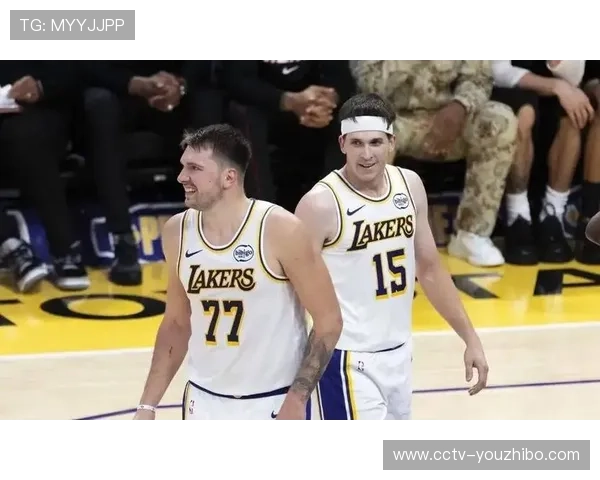 湖人里夫斯伤愈复出,缺席19场后回归阵容 湖人里夫斯伤愈复出,缺席19场后回归阵容